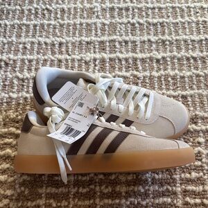 NWT Adidas Court 3.0 sold out color ❤️❤️❤️
